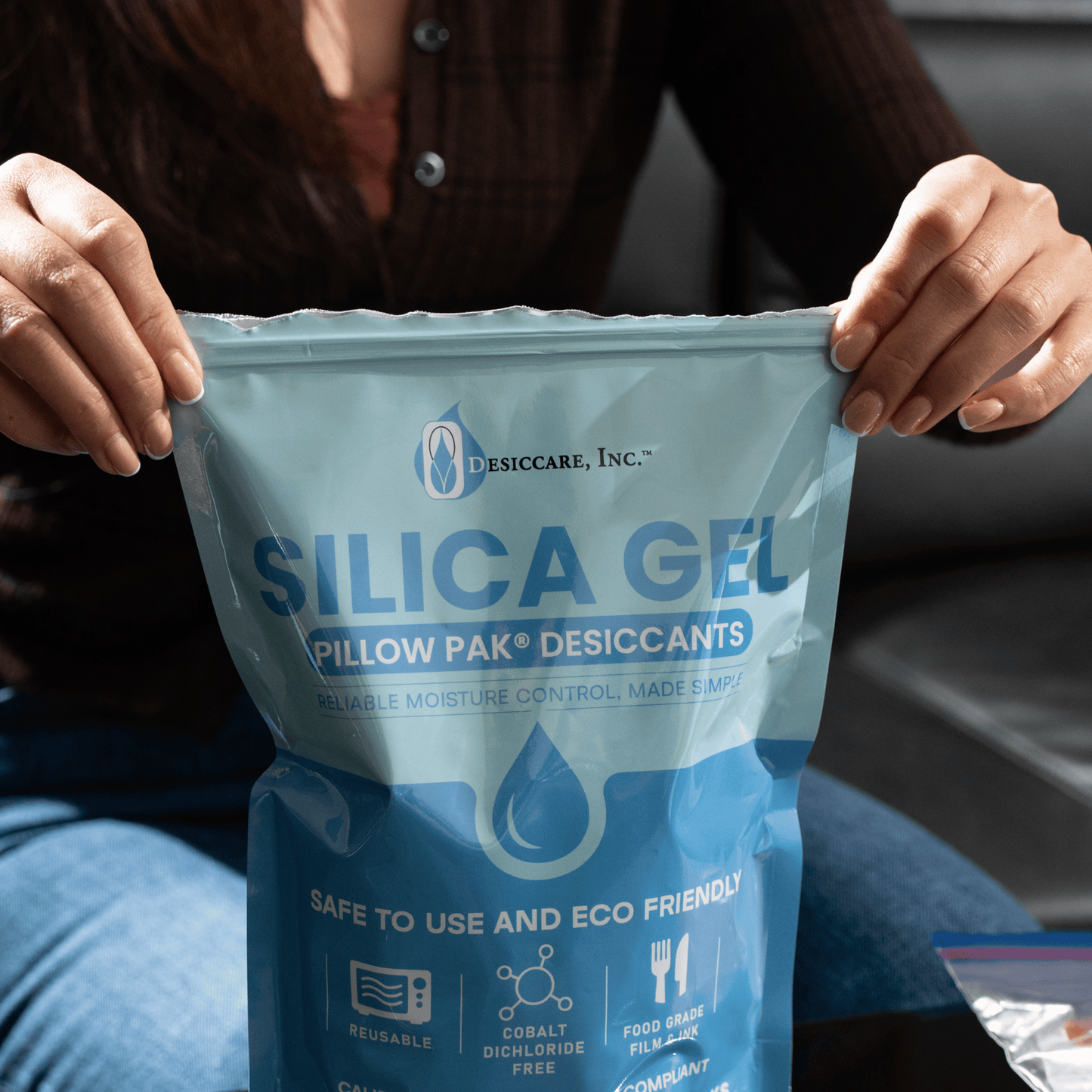 2 Gram Silica Gel Pillow Pak® Desiccant in Tyvek – Food Safe Moisture Absorbers (200-Pack)